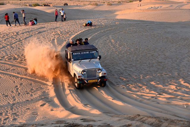 desert-jeep-safari